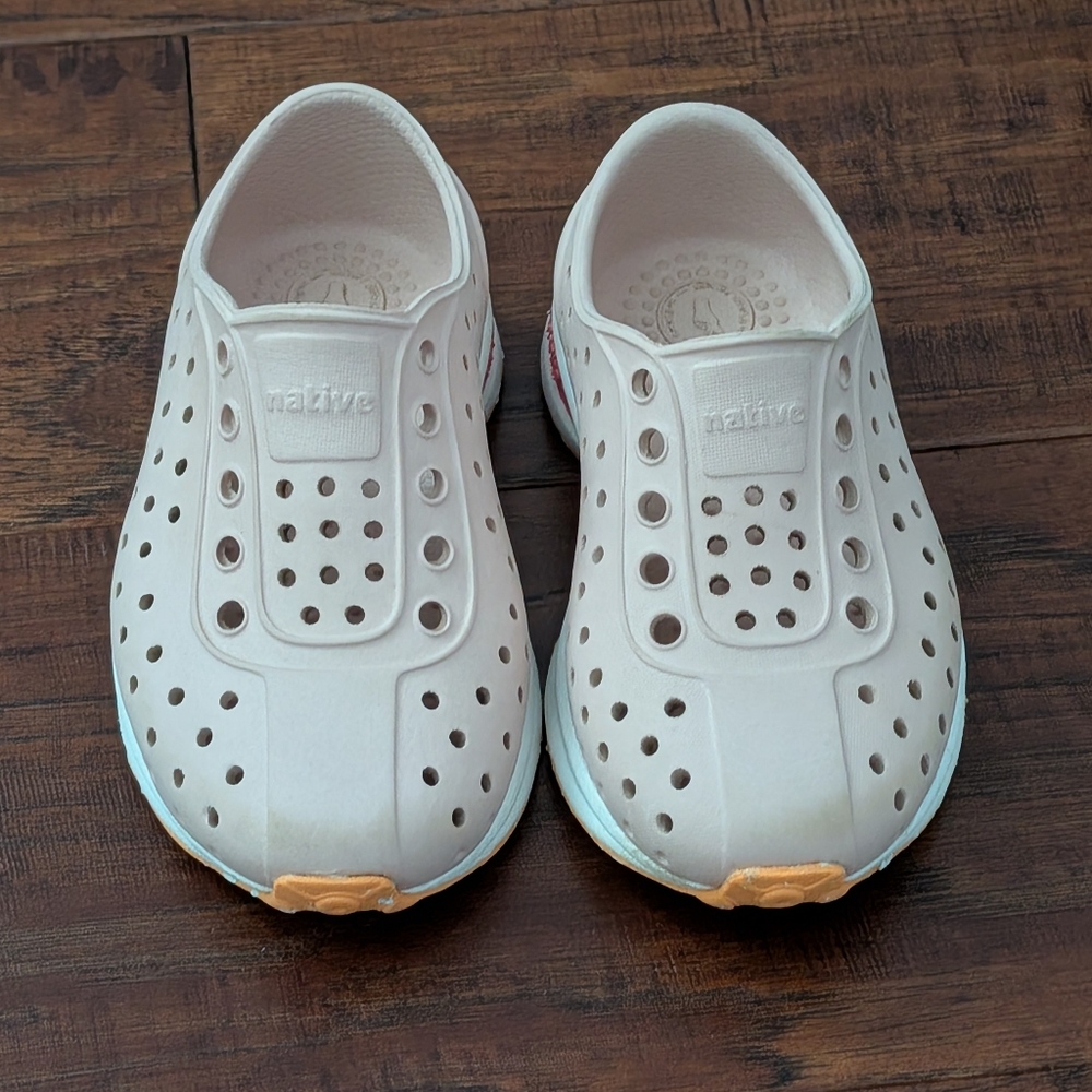 6c Native Robinson Shoes